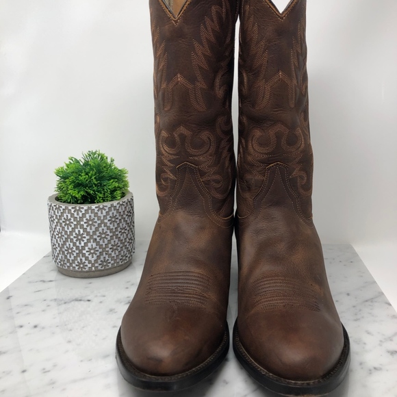 Cody James Men's Round Toe Classic Western Boots - Picture 2 of 8